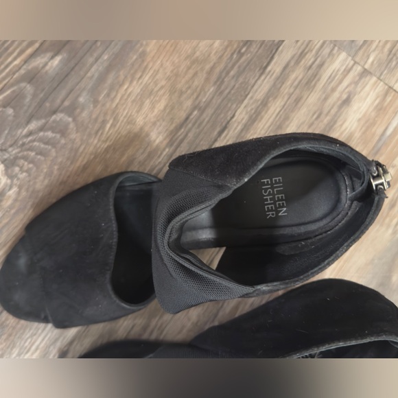 Eileen Fisher Open Toe Sandals - Picture 3 of 13